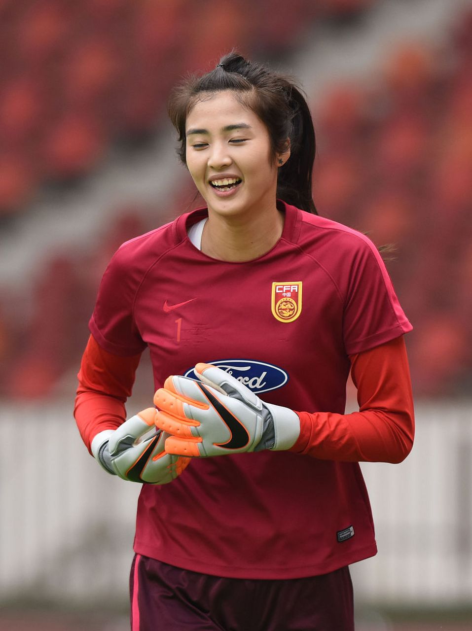 乐鱼app-中国女足备战冬训紧张进行，球员发挥出色(11月9日,一份中国足协下发的女足国家队集训文件流)