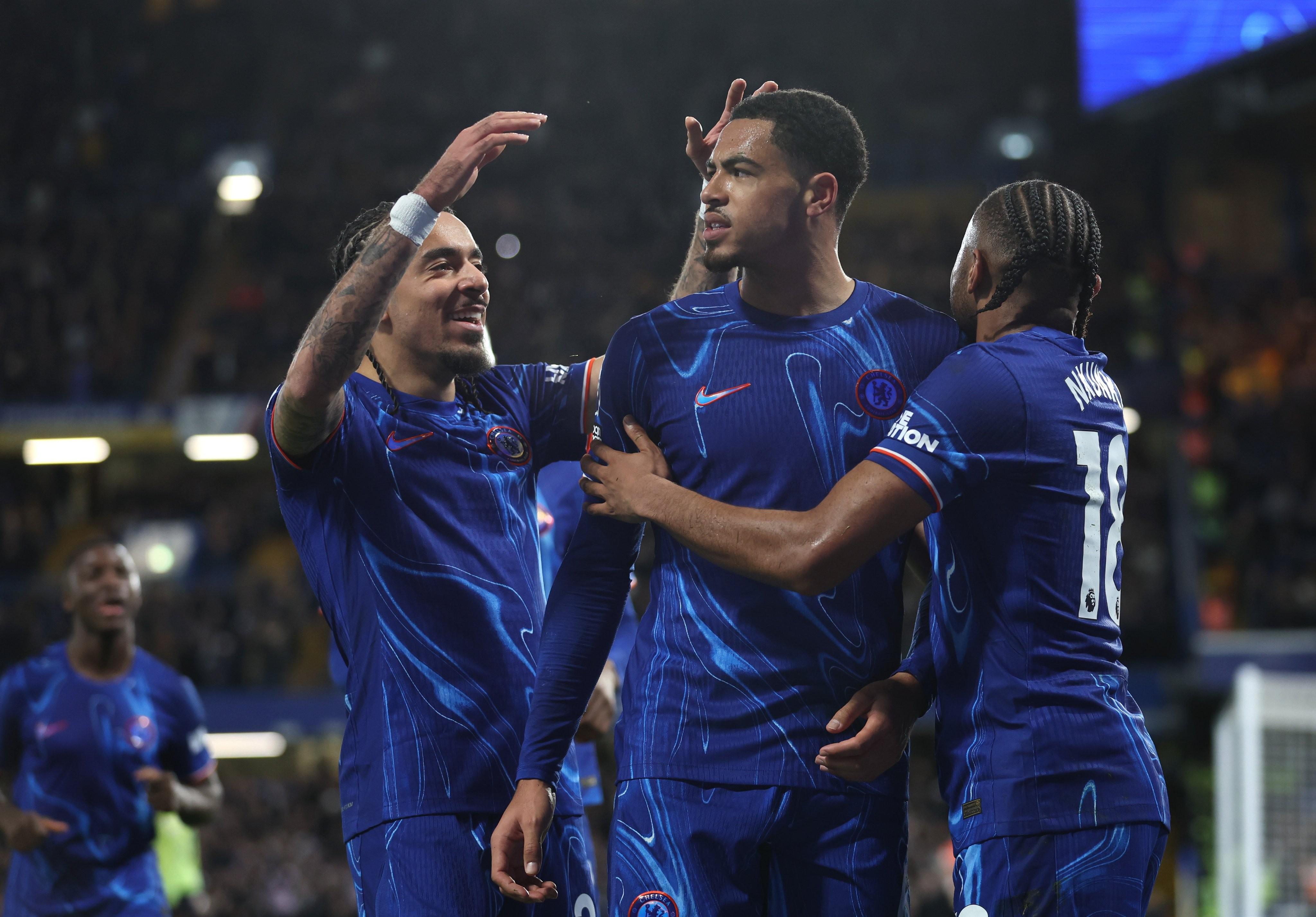 乐鱼官网-布莱顿主场击败南安普顿，提升保级信心(比赛日布莱顿30纽卡 南安普敦30)